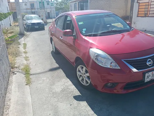 Nissan Versa 1.6 Advance At
