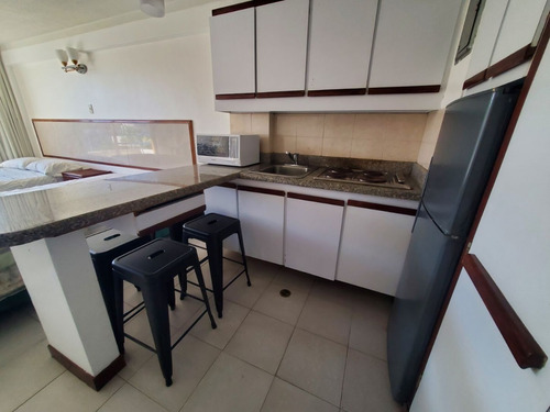 Imagen 14 de 18 de Apartamento En Alquiler Vacacional Cerca De La Playa Con Agua Permanente, Planta Eléctrica Y Wifi Para 4 Huespedes Y Centros Comerciales