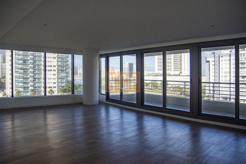 Imagen 1 de 23 de Alexander Boulevard, Apartamento De 3 Dormitorios En Venta