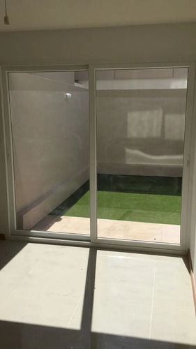 Imagen 2 de 13 de Venta Apartamento Monoambiente Con Patio Pocitos Harbor P