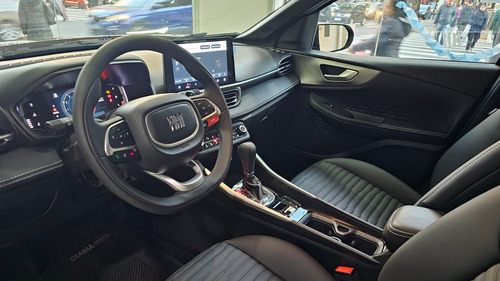 Fiat FASTBACK 1.3 T270 At6
