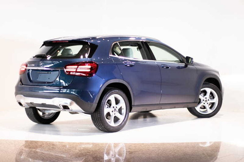 Imagem 4 de 10 de Mercedes-benz Gla 200 Advanced 1.6 Turbo Cgi Turbo 2020
