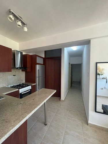 En Venta Apartamento En Mañongo Naguanagua Con Pozo, 236011 Acv