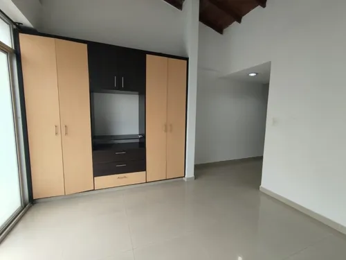 Apartaestudio En Arriendo En El Bosque. Cod A11572