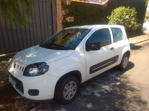 Imagem 1 de 5 de Fiat Uno 2014 1.0 Vivace Flex 3p