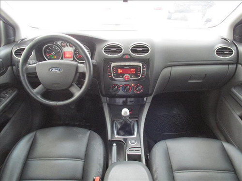 Ford Focus 2.0 Glx 16v