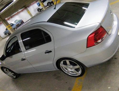 Volkswagen Voyage 2009 1.0 Vht Trend Total Flex 4p