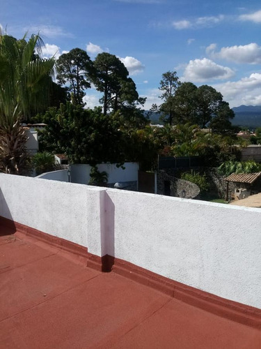 Imagen 16 de 30 de Casa En Venta En Cuernavaca, Loma Linda, Con Alberca