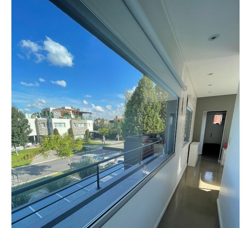 Imagen 23 de 30 de Barrio Privado Adrogué Chico (soler Al 200) - Casa Minimalista En Dos Plantas
