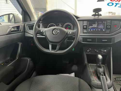 Volkswagen Virtus 1.6 MSI TOTAL FLEX AUTOMÁTICO