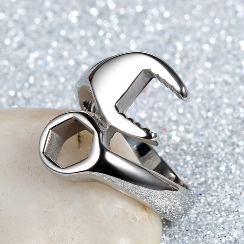 Anillo De Acero Inoxidable Con Diseño De Llave De Mecánico