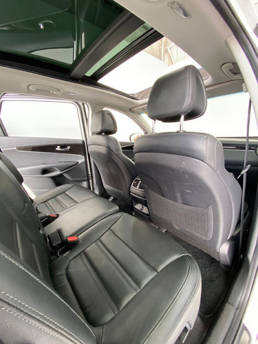 Kia Sorento 3.3 V6 GASOLINA EX 7L AUTOMATICO