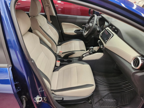 Nissan Versa 1.6 Exclusive Navi At