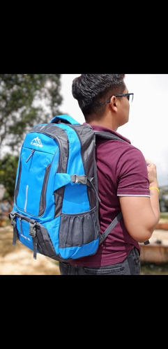 Imagen 3 de 9 de Salveques Mochilas
