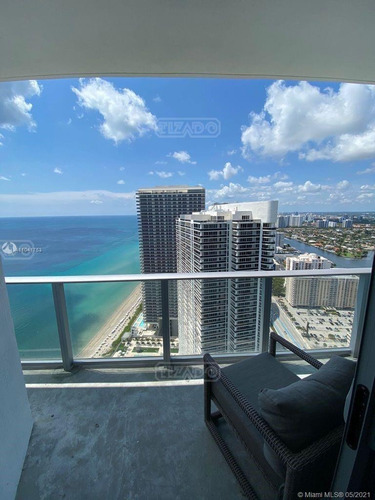 Imagen 1 de 7 de Departamento En Venta Ubicado En Hollywood, Miami, Florida