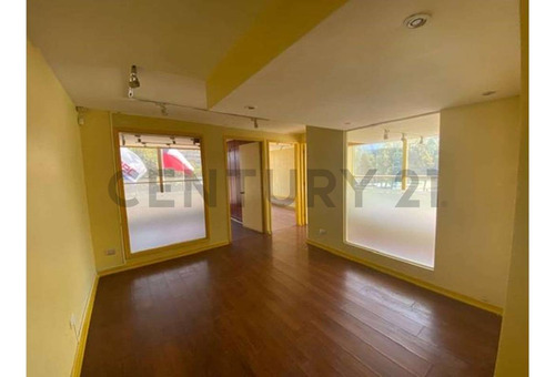 Arriendo De Gran Local Y Oficinas - Providencia