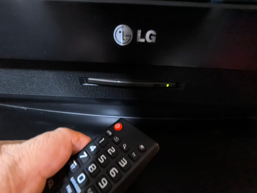 Televisor De Plasma Lg De 42 Pulgadas Para Reparación (Usado)