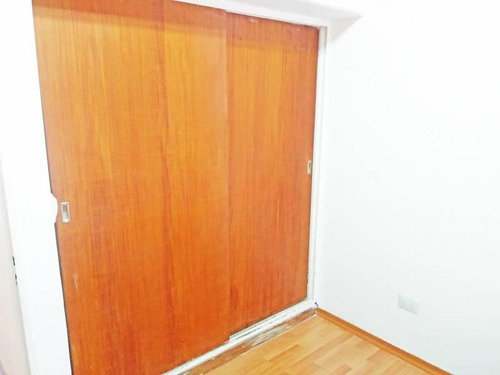 Imagen 10 de 11 de Ph 3amb En 1º Piso Con Amplio Patio Y Balcon . Entrada Independiente.