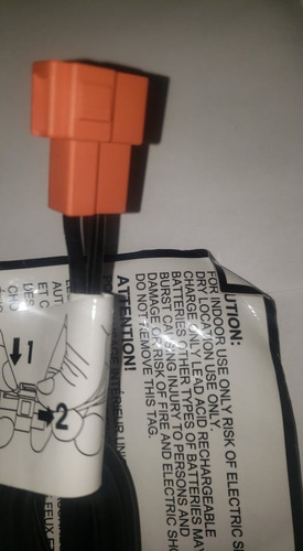 Imagen 4 de 4 de Cargador De Bateria Para Carritos Electricos Prinsel 6v