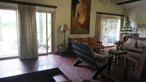 Imagen 3 de 30 de Gran Oportunidad! Casa En Venta - Cull De Sac Sobre Calle Tellechea - Santa Rita
