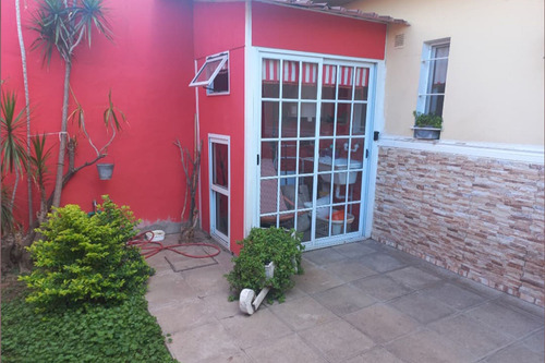 Venta Duplex 4 Ambientes Jardin Cochera Jacuzzi