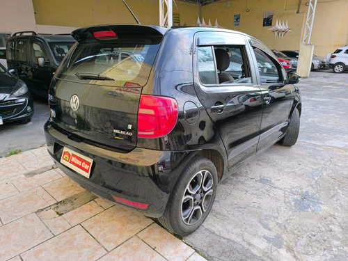 Volkswagen Fox 1.0 Seleção Tec Total Flex 5p
