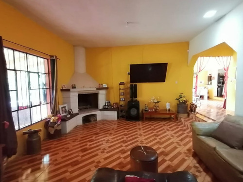 Imagen 13 de 30 de Vendo Hermosa Casa Con Amplio Terreno (2,389.89 Vrs²), Excelente Ubicación, Excelente Precio