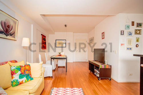 Venta Departamento 2 Ambientes - Excepcional Vista- Puerto Madero