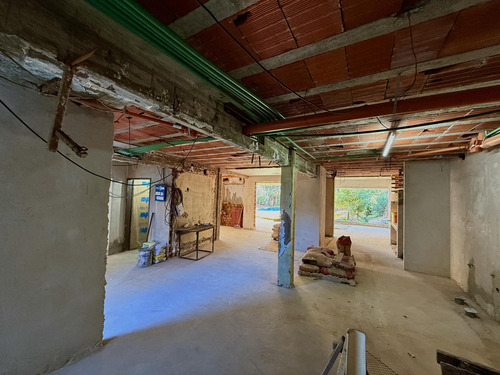 Venta Casa 6 Ambientes Parque Pileta Cocheras San Isidro Casco Historico Libertador Al Rio