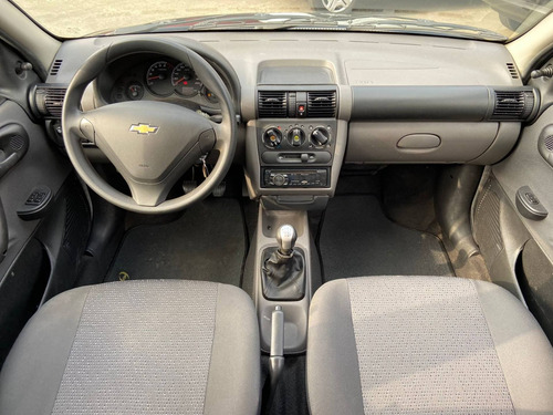 Imagem 5 de 10 de Chevrolet Classic 1.0 Mpfi Ls 8v Flex 4p Manual