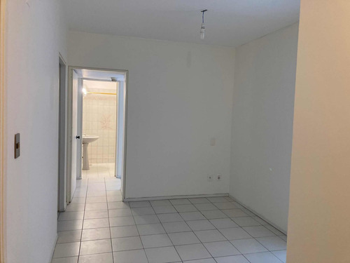 Apartamento 3 Dormitorios Y 2 Baños Sobre Av. Brasil
