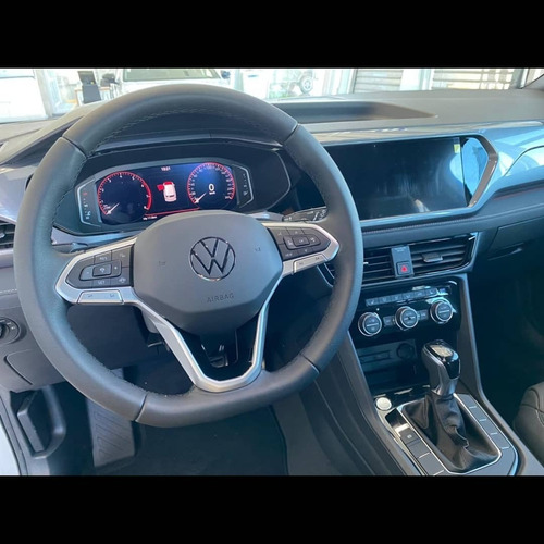 Imagen 10 de 15 de Volkswagen Taos Highline 1.4 Tsi 150 Cv