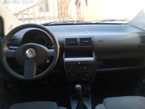 Volkswagen Fox Trend 1.0 Preto 2010