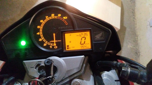 Imagem 4 de 4 de Honda Cb 300
