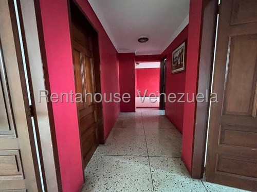 Maikelly Zabala Vende Excelente Ubicación Apartamento En Centro Este De Barquimeto Mls 25-14476 Mz