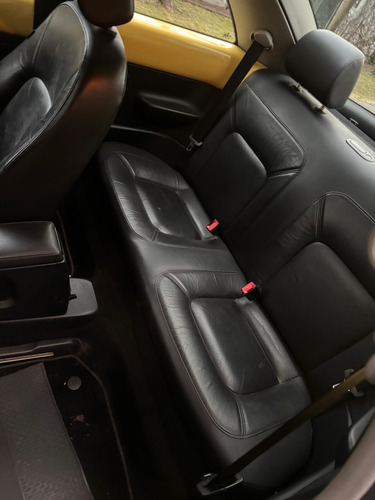 Volkswagen New Beetle 2.0 Luxury
