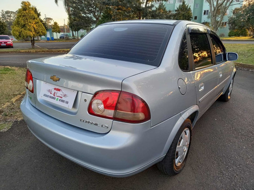 Imagem 3 de 8 de Chevrolet Classic 2013 1.0 Ls Flex Power 4p
