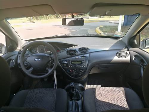 Ford Focus Ambiente Nafta 1.6 2009 Manual