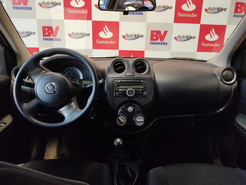 Imagem 8 de 8 de Nissan March 1.6 16v Sv (flex)