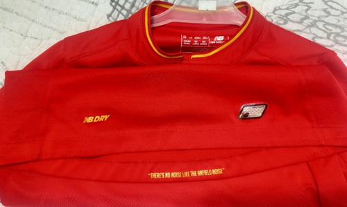 Camiseta Liverpool Fc - New Balance - Niño Talle 14 (Usado)