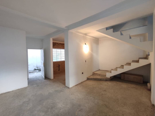 Imagen 11 de 17 de Townhouse En Venta En El Limon, Arias Blanco 04121994409