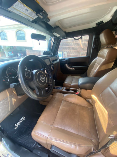 Jeep Wrangler Sahara 4x4 At
