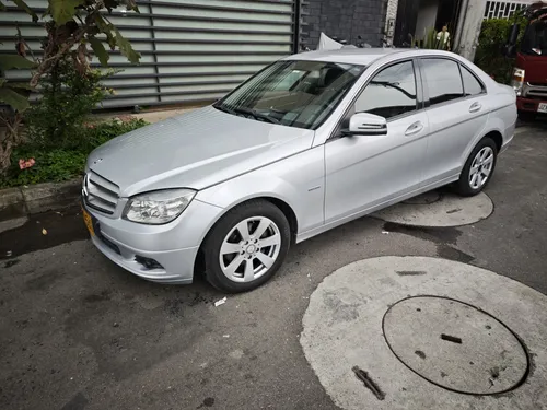 Mercedes-Benz C 180 CGI