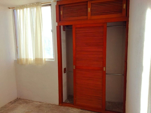 Imagen 6 de 10 de Venta Departamento En Fraccionamiento Lomas Verdes, Naucalpa