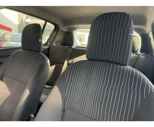 Renault Sandero 1.0 AUTHENTIQUE 16V FLEX 4P MANUAL