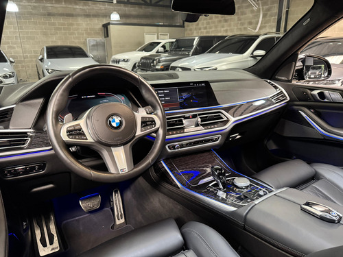 BMW X7 4.4 xdrive M50i performance