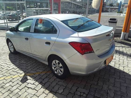 Imagem 6 de 9 de Chevrolet Onix 1.0 Flex Manual
