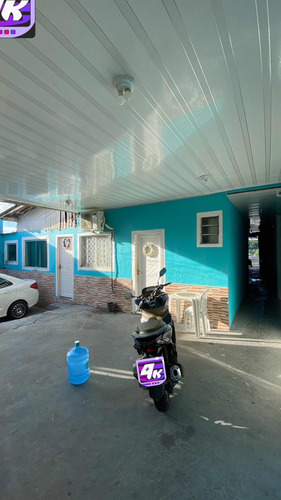 Vila Com 6 Apartamentos E 1 Espaço Bronze No Andar De Cima