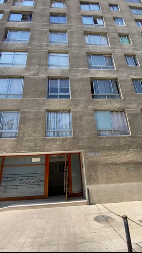 Se Arrienda Departamento En Arturo Prat 1450, Santiago. 