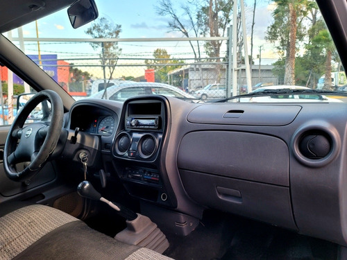 Imagen 11 de 12 de Nissan Np300 2.4 Pick-up Dh Modelo 2013